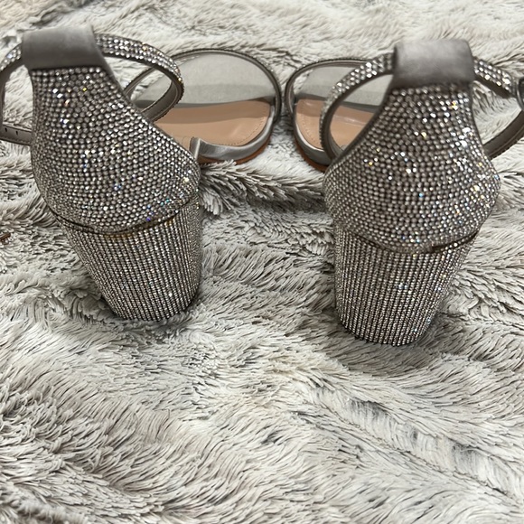 Steve Madden brand new rhinestone 9.5 block heel - Picture 13 of 16